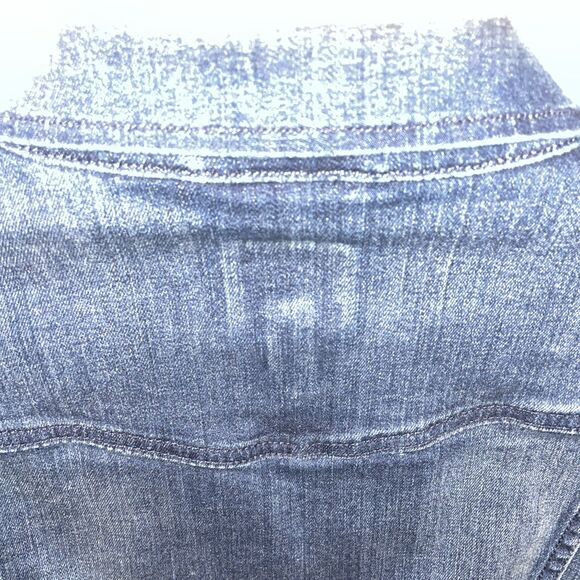 Levi’s Women’s Jean Jacket Size Large Dark Blue Denim Going Out Party Fun - Picture 9 of 12
